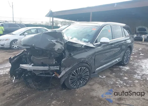 2020 Lincoln Aviator Black Label from USA, damaged, VIN 5LM5J9XC5LGL01021